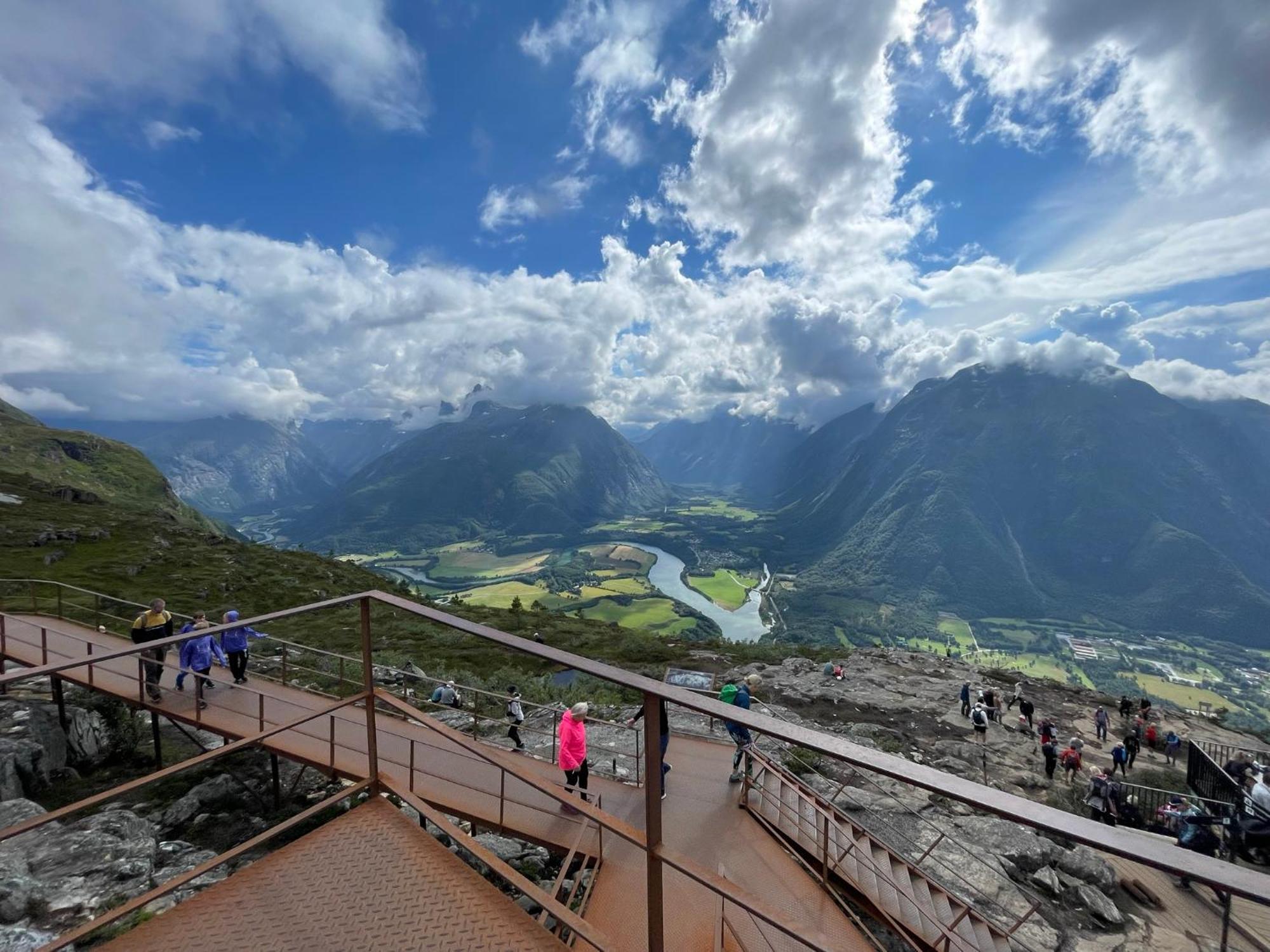 Bakkebo Trollstigen Apartamento Åndalsnes Exterior foto