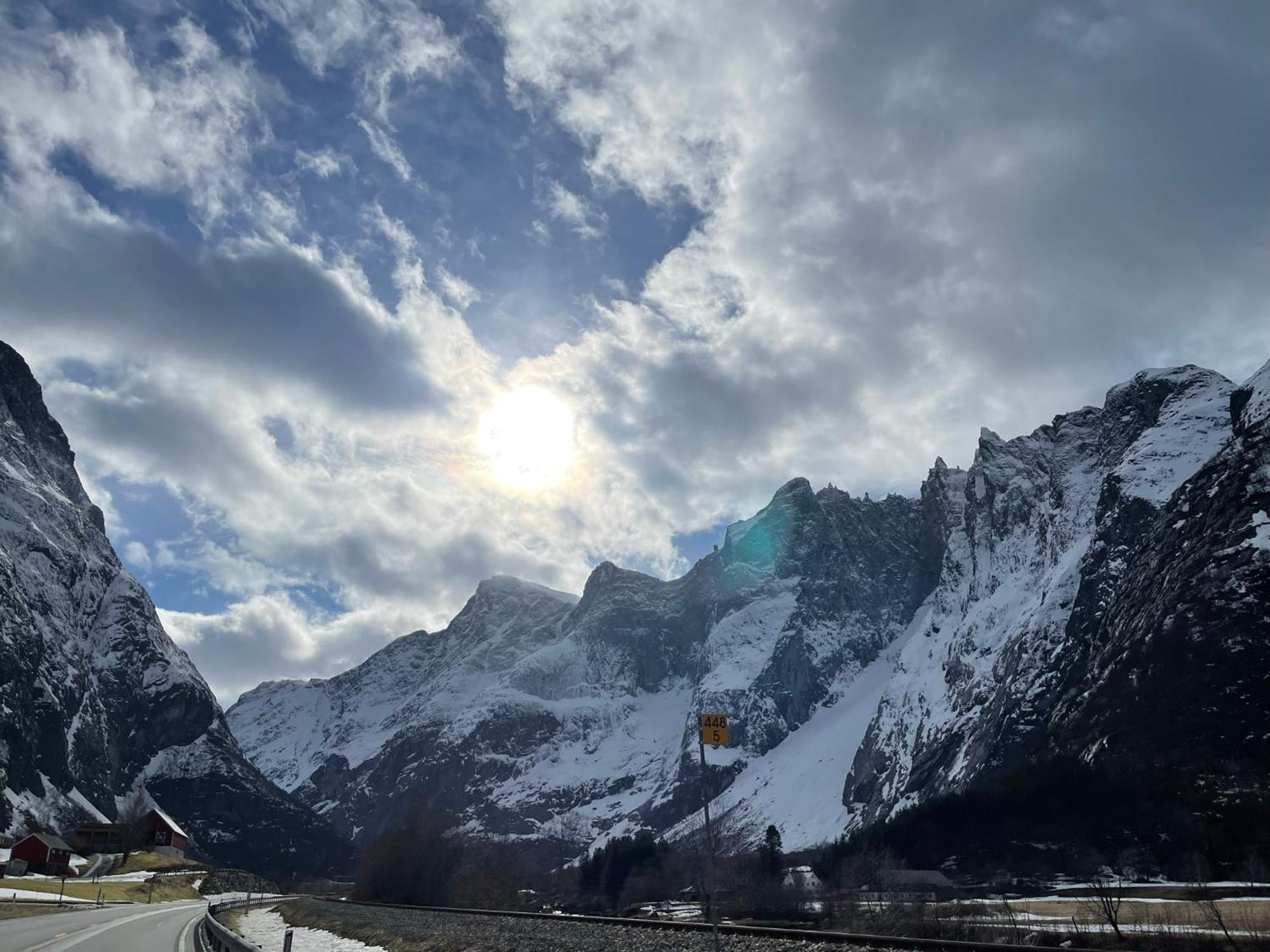 Bakkebo Trollstigen Apartamento Åndalsnes Exterior foto